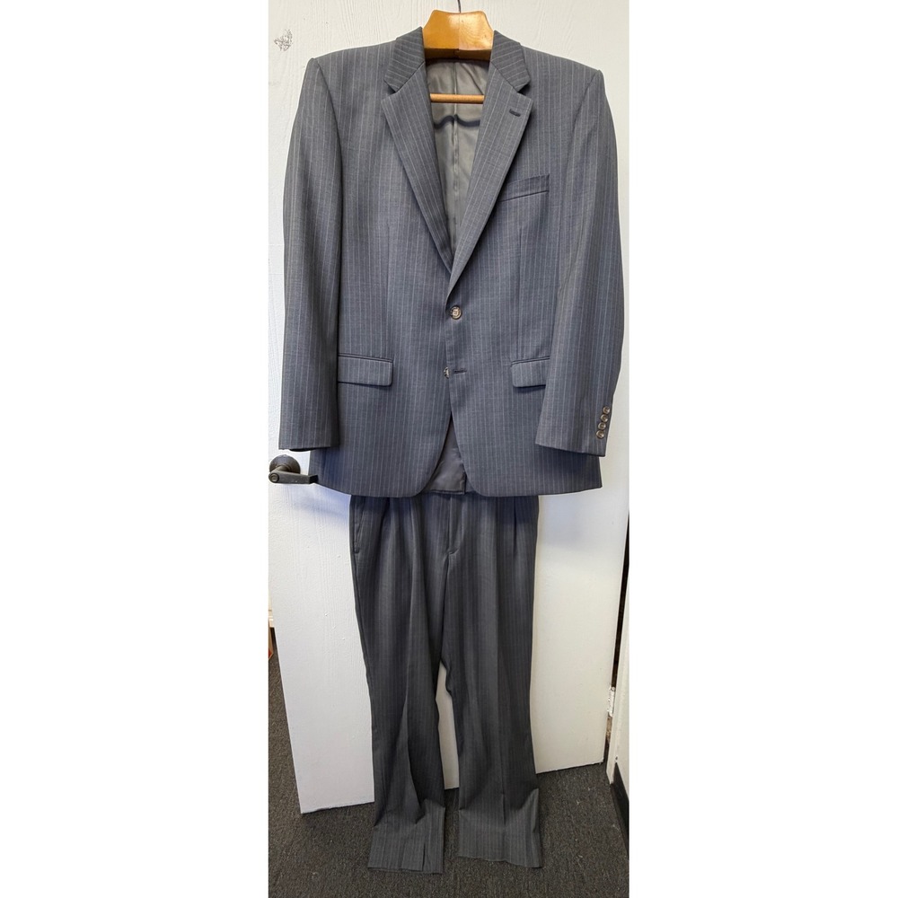 Lauren Ralph Lauren Mens Gray Pinstripe Wool 2 Piece Pleated Suit Set